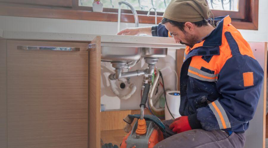 Local sewer line repair in Cardiff By The Sea, CA